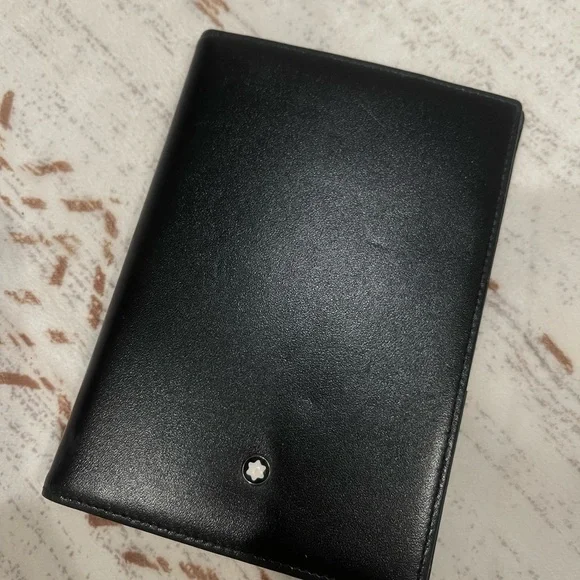 Montblanc Classic Black Leather Passport Holder - Picture 4 of 5